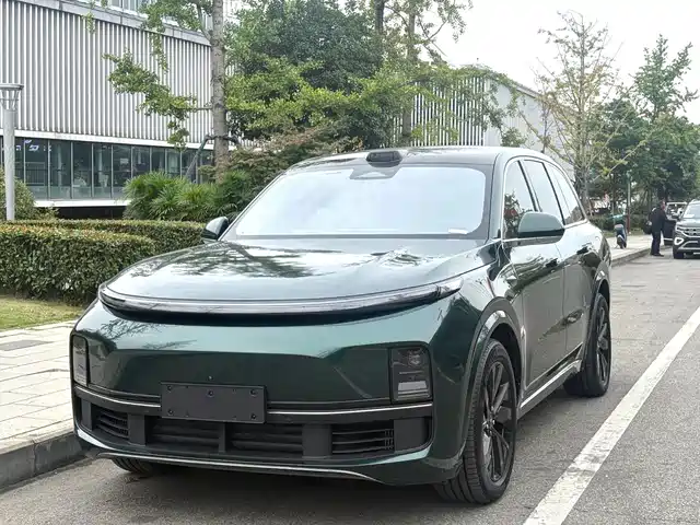 Li Auto Li L8 2023