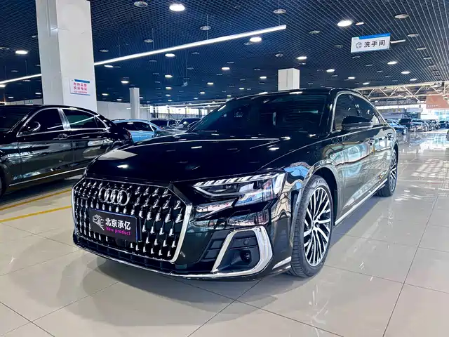 Audi Audi A8