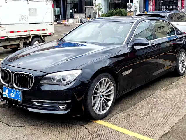 BMW BMW 7 Series 2014