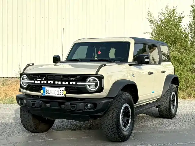 Ford Ford Bronco
