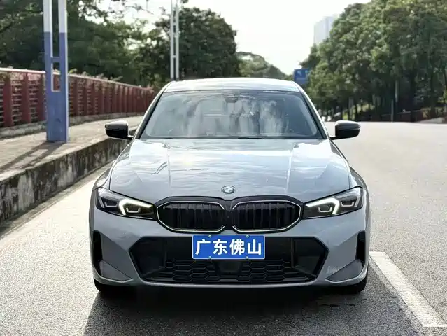 BMW BMW 3 Series 2025