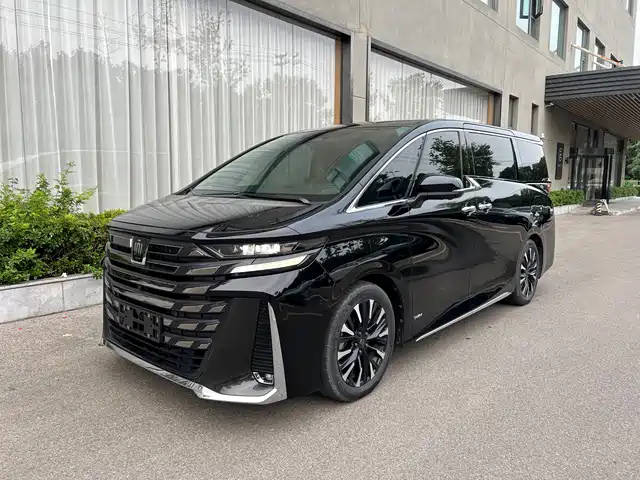 Toyota Vellfire 2023