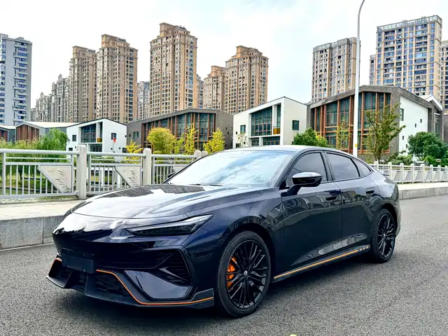 Changan Changan UNI-V 2025