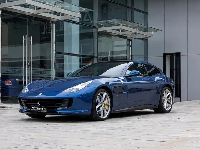 Ferrari GTC4Lusso 2019