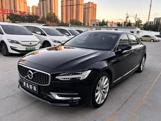 Volvo Volvo S90