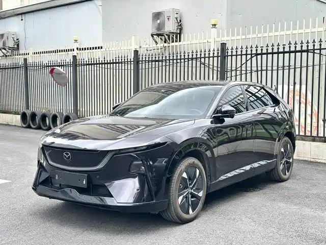 Mazda Mazda EZ-60 2026