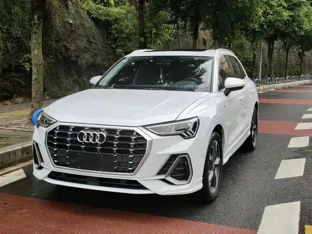 Audi Audi Q3 2022