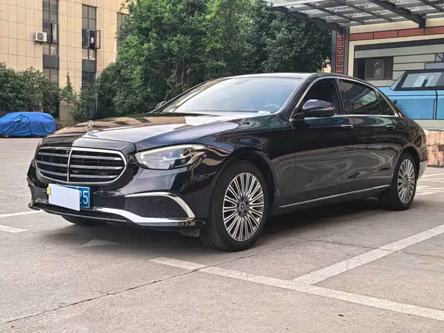 Mercedes-Benz Mercedes-Benz E-Class 2023