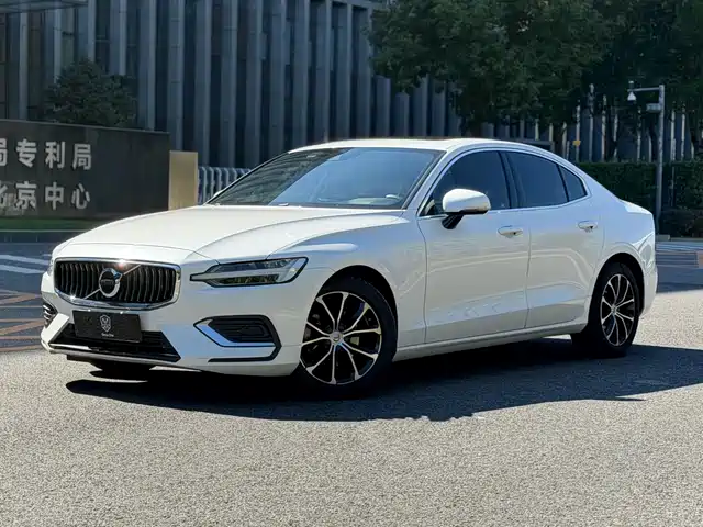Volvo Volvo S60 2021