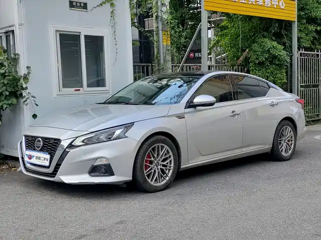 Nissan Teana 2021