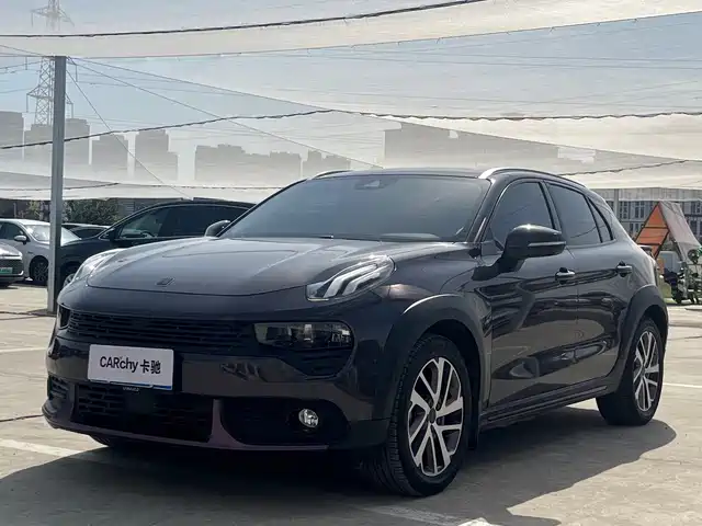 Lynk & Co Lynk & Co 02