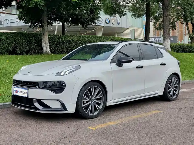 Lynk & Co Lynk & Co 02 Hatchback 2022