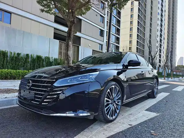 Nissan Teana 2024