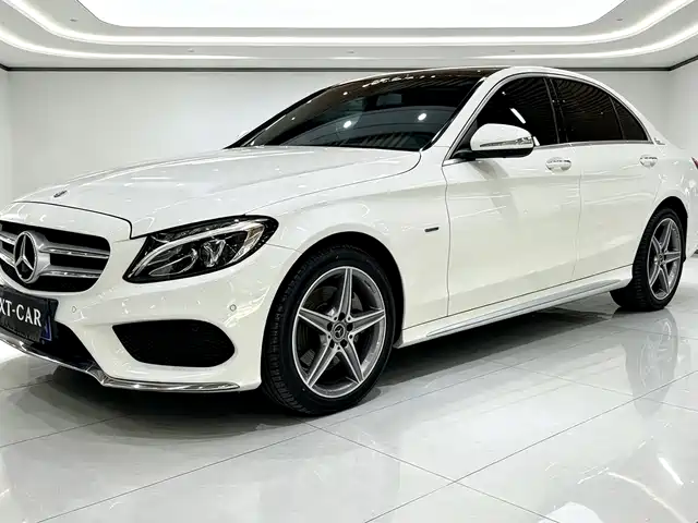 Mercedes-Benz Mercedes-Benz C-Class