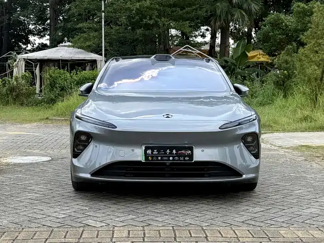 NIO NIO ET7 2024