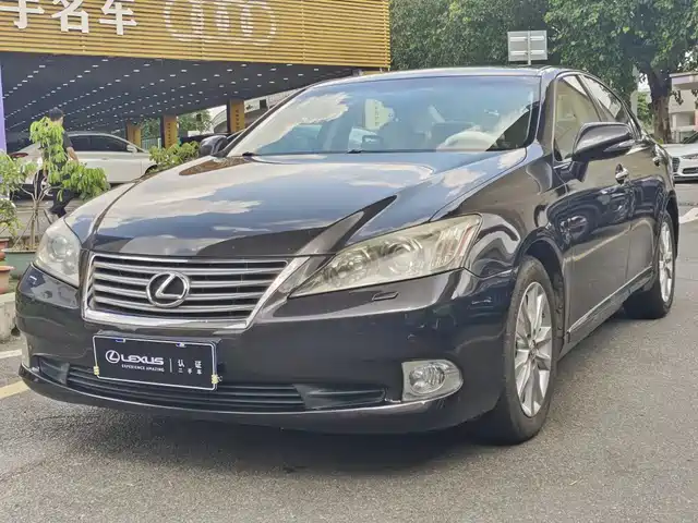 Lexus Lexus ES 2010