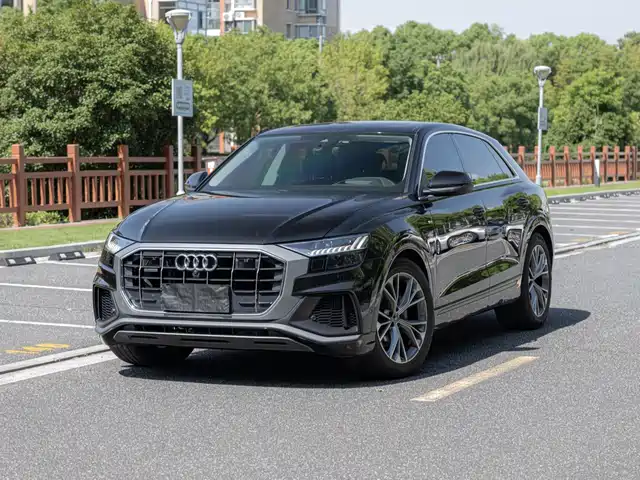 Audi Audi Q8