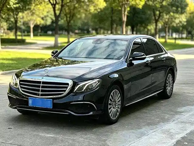 Mercedes-Benz Mercedes-Benz E-Class 2017