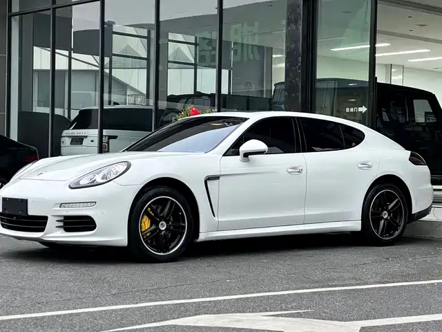 Porsche Panamera 2016