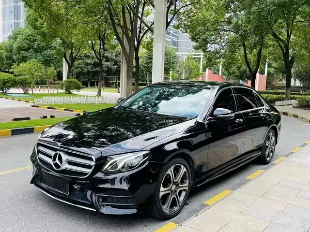Mercedes-Benz Mercedes-Benz E-Class