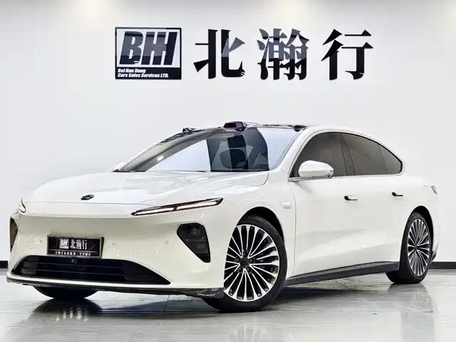 NIO NIO ET7