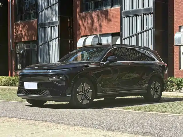 XPeng XPeng G9