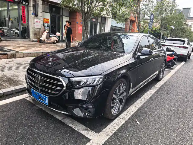Mercedes-Benz Mercedes-Benz E-Class 2024