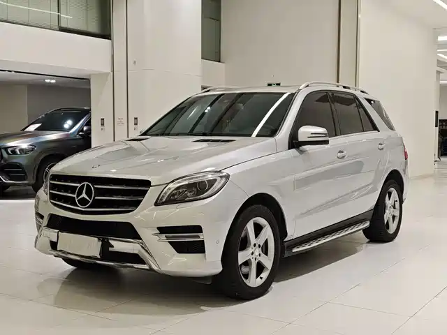 Mercedes-Benz Mercedes-Benz M-Class