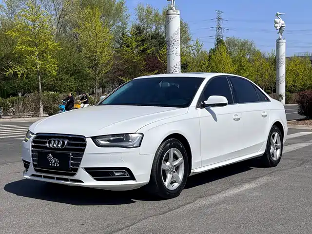 Audi Audi A4L 2015