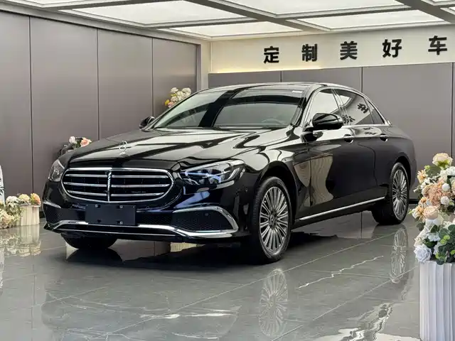 Mercedes-Benz Mercedes-Benz E-Class 2022