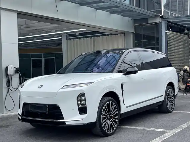 NIO NIO ES8