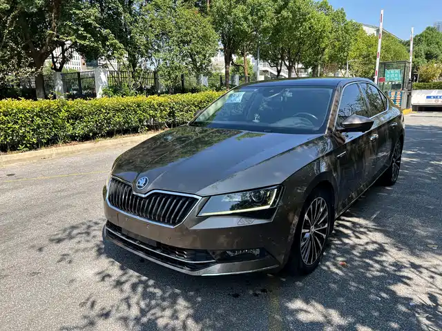 Škoda Superb 2018