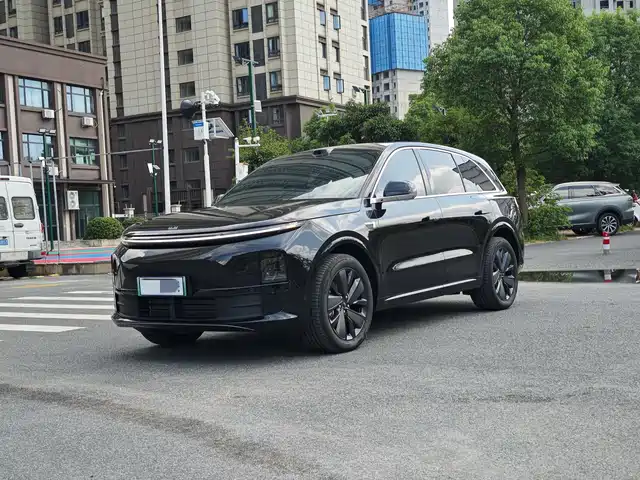 Li Auto Li Auto L6 2025