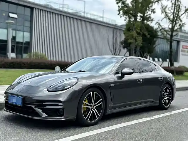 Porsche Panamera 2010