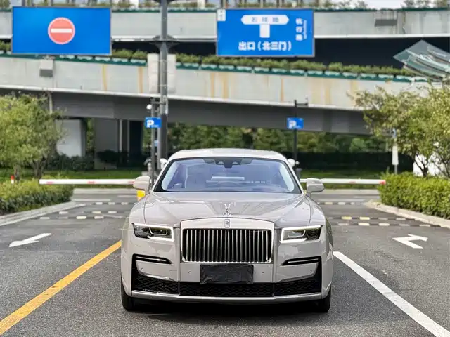 Rolls-Royce Ghost 2022
