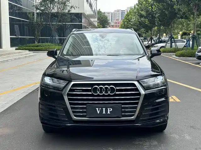 Audi Audi Q7 2018