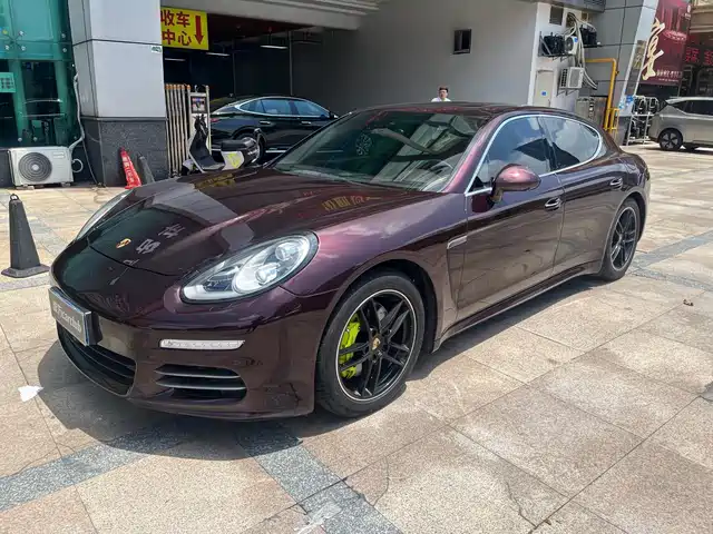 Porsche Panamera New Energy 2015