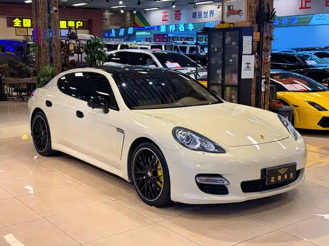 Porsche Panamera 2010