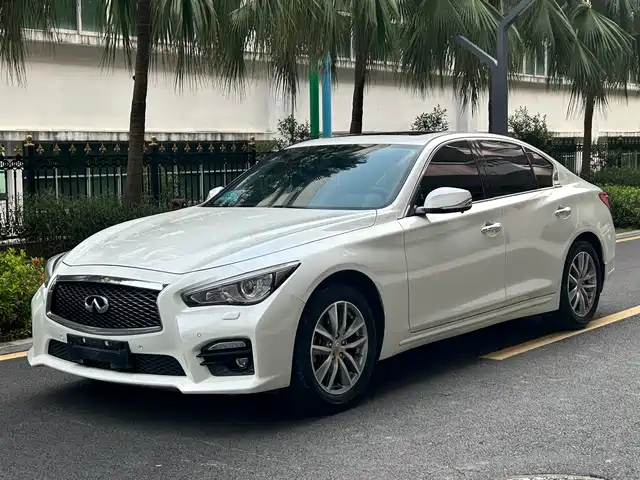 Infiniti Infiniti Q50L