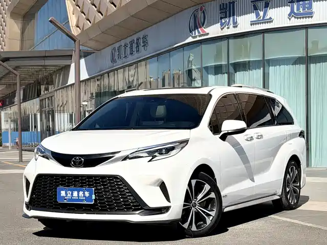 Toyota Granvia 2024