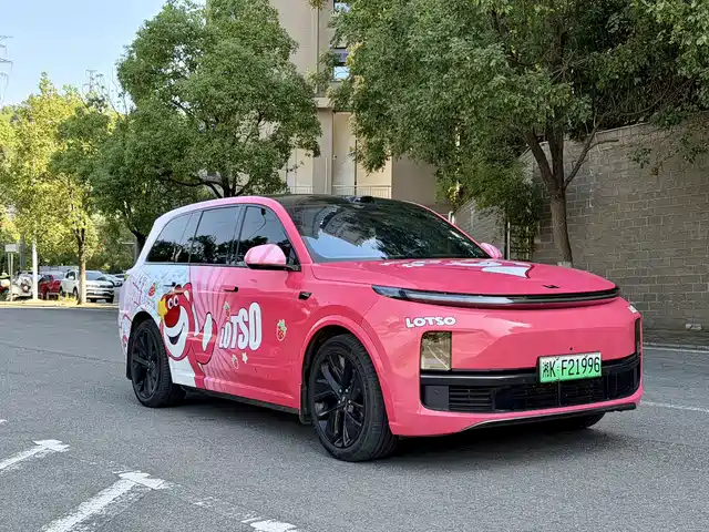 Li Auto Li Xiang L9 2025