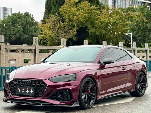 Audi Audi RS 5