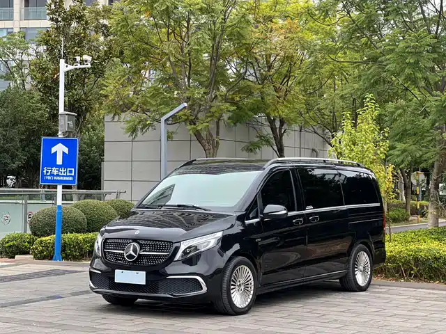 Mercedes-Benz Mercedes-Benz V-Class 2021