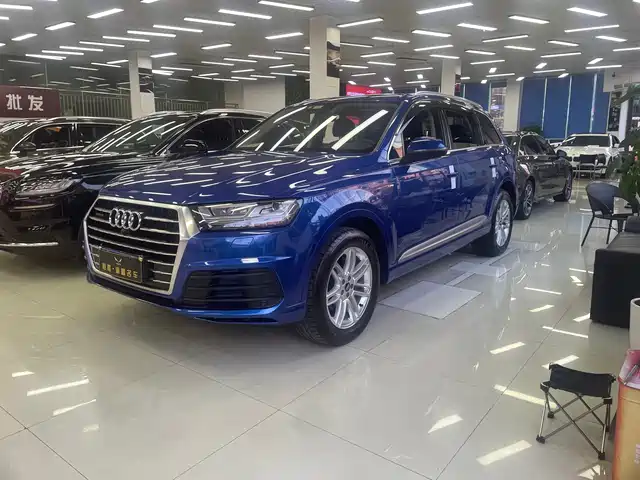 Audi Audi Q7
