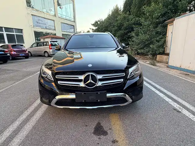 Mercedes-Benz Mercedes-Benz GLC