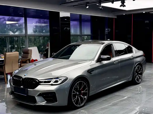BMW BMW M5 2021