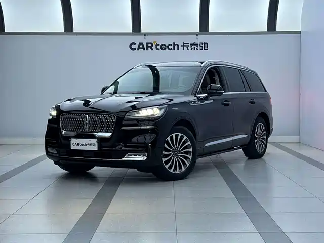 Lincoln Aviator