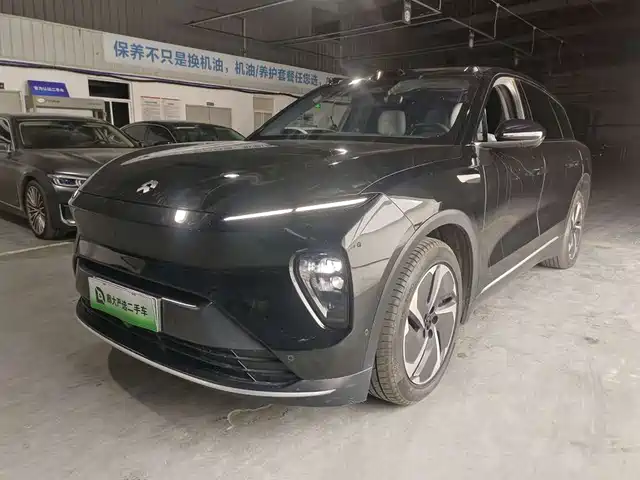 NIO NIO ES8 2023