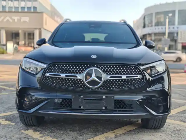 Mercedes-Benz Mercedes-Benz GLC 2023